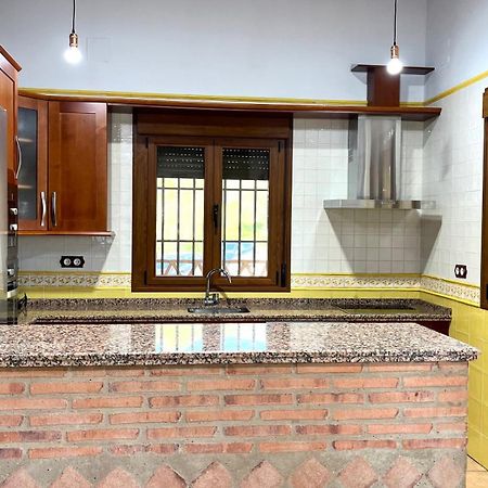 Casa Rural Montes De Trigo جيريز دي لوس كاباليروس المظهر الخارجي الصورة