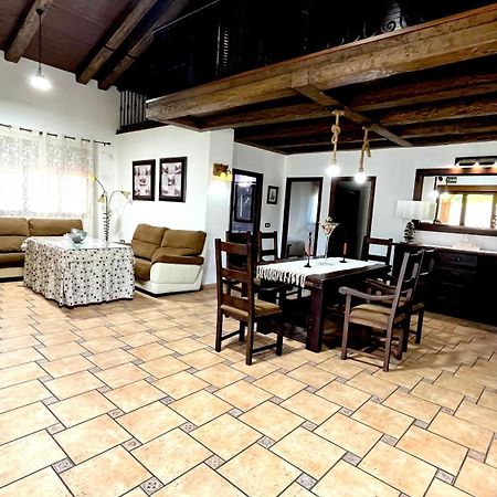 Casa Rural Montes De Trigo جيريز دي لوس كاباليروس المظهر الخارجي الصورة