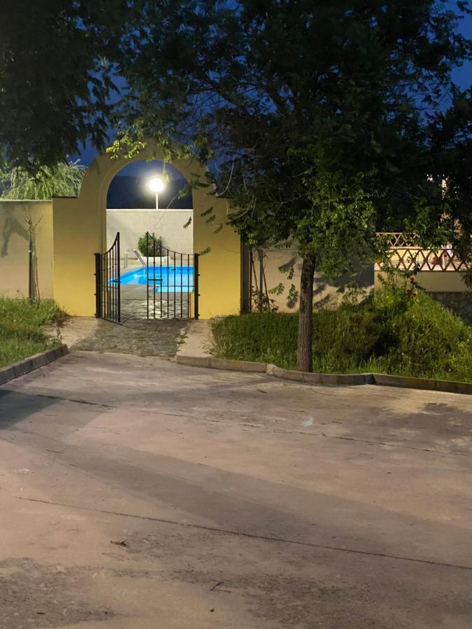 Casa Rural Montes De Trigo جيريز دي لوس كاباليروس المظهر الخارجي الصورة
