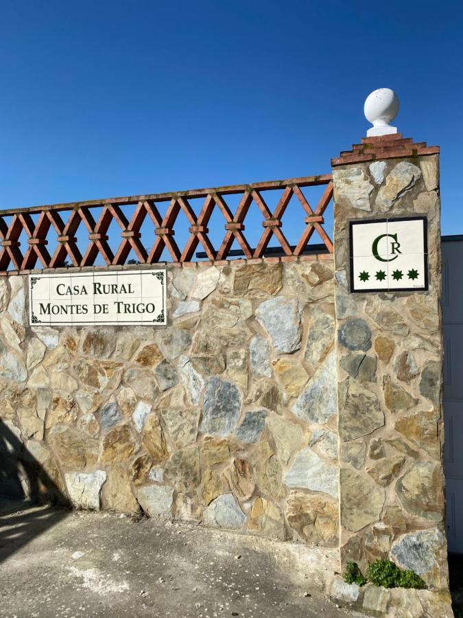 Casa Rural Montes De Trigo جيريز دي لوس كاباليروس المظهر الخارجي الصورة