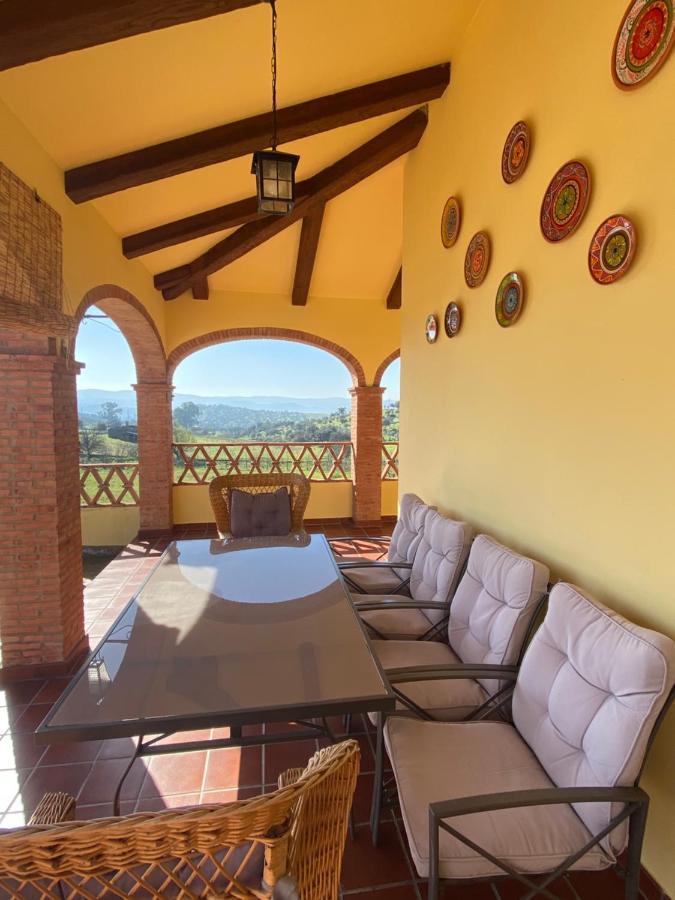 Casa Rural Montes De Trigo جيريز دي لوس كاباليروس المظهر الخارجي الصورة
