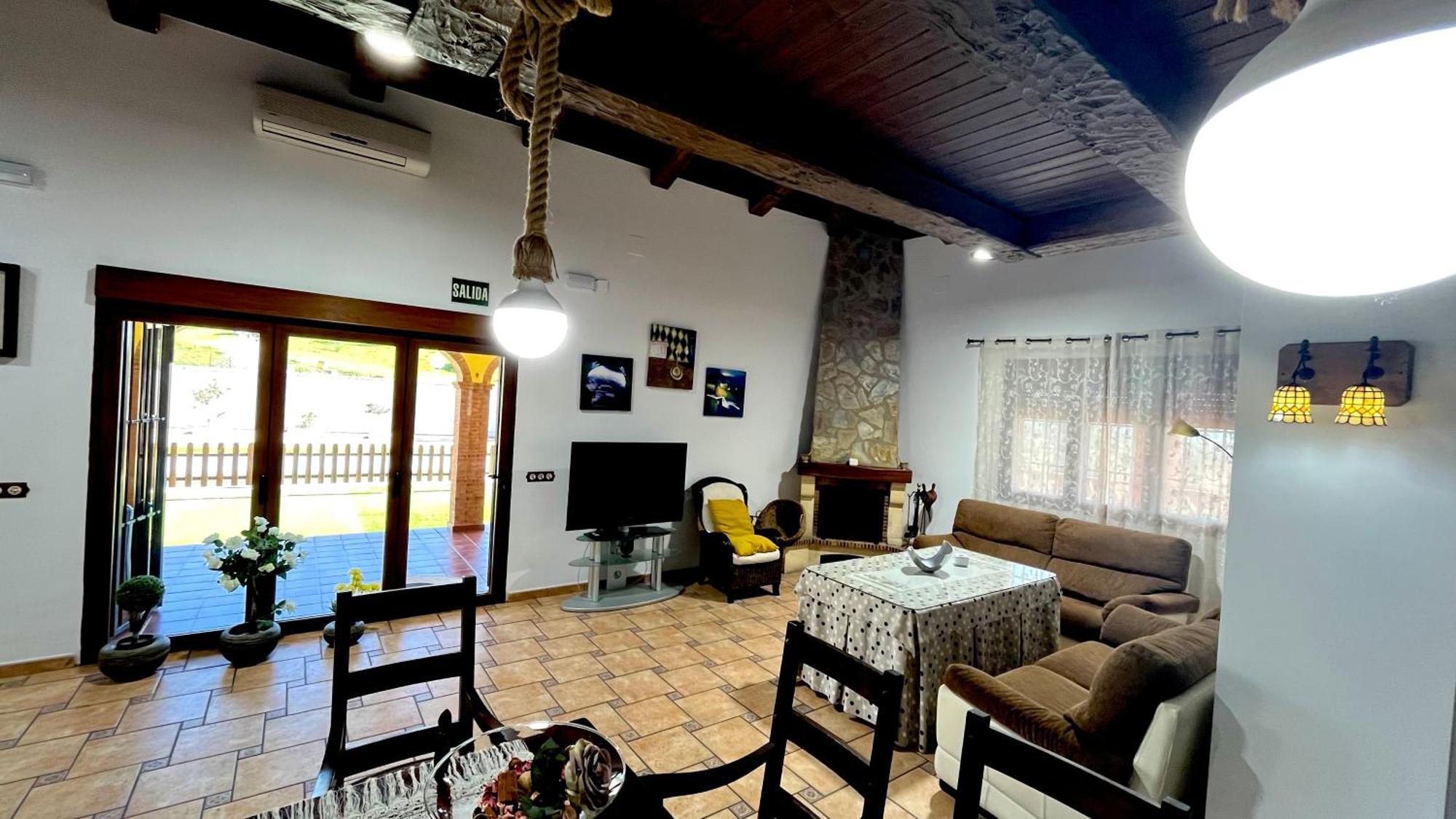 Casa Rural Montes De Trigo جيريز دي لوس كاباليروس المظهر الخارجي الصورة