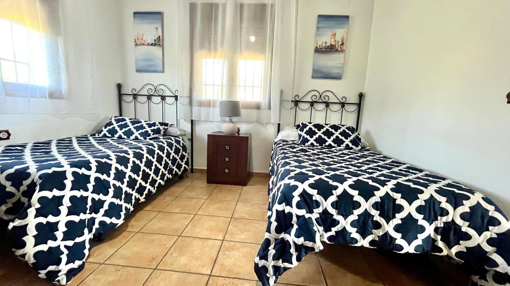 Casa Rural Montes De Trigo جيريز دي لوس كاباليروس المظهر الخارجي الصورة